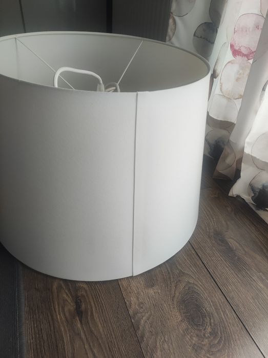 Abażur Ikea Skottorp biały