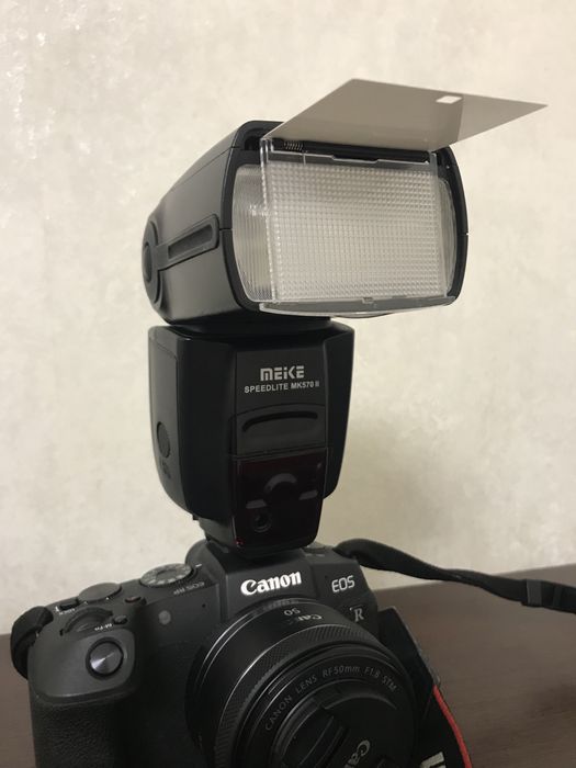 Продам спалах Meike for Canon / Nikon / Sony 570II