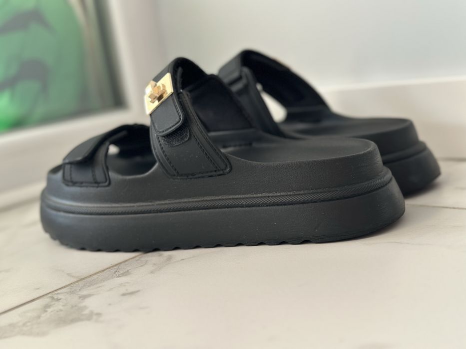 Сандалі steve madden