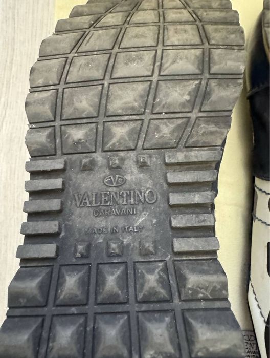 кросовки VALENTINO