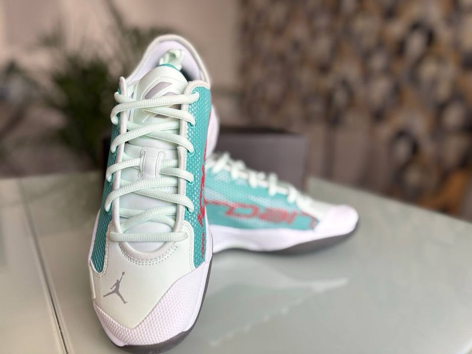 Nike Jordan/Кросівки найк