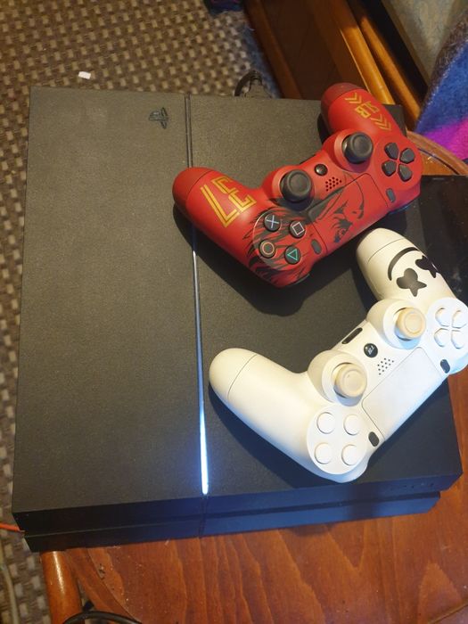 Playstation 4 + VR +2comandos e jogos