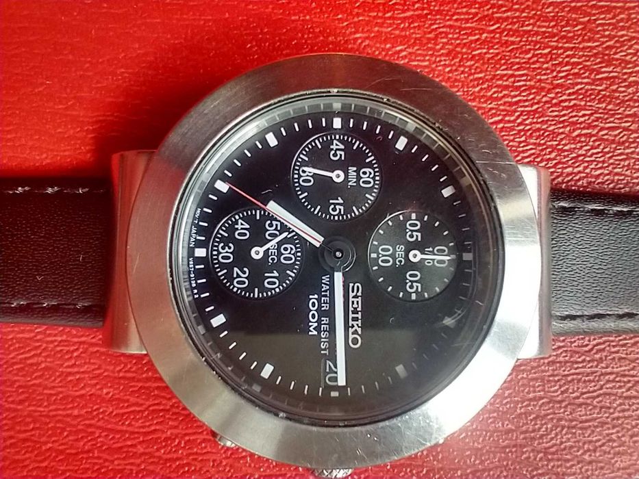 Seiko Chronograph V657-9130