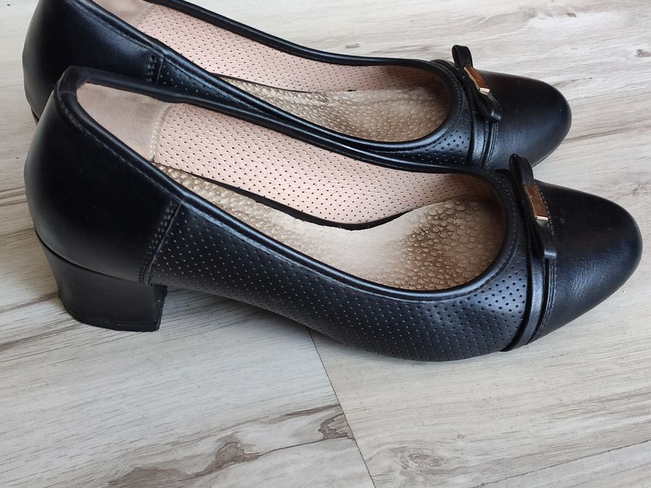 Buty skórzane 37