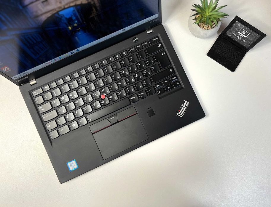 LapTop Lenovo ThinkPad X1 Carbon G5·i5-6300U·8GB+SSD256·14"IPS·Гаранті