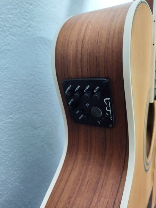 Guitarra electroacústica APC EA200 PSI CW