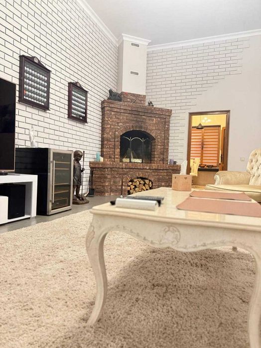 Тарасівка/Будинок з двома гостьовими будиночками/Ремонт 12 сот/Газ