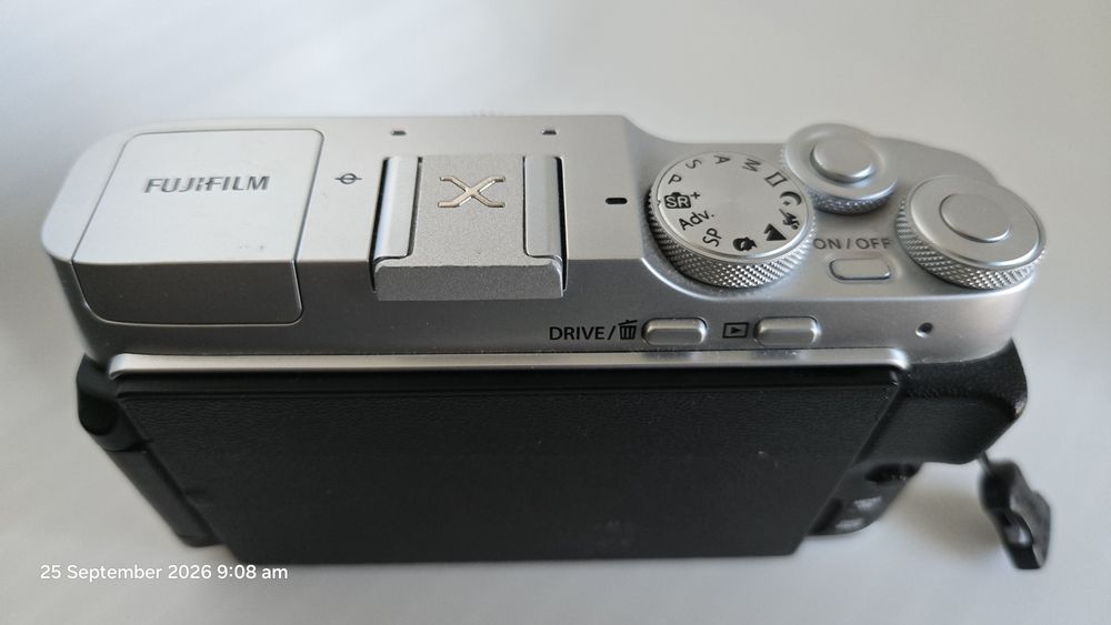 Fujifilm X-A7 [RARA] — Sensor Bayer 24.2 MP + Ecrã Tátil 3.5"