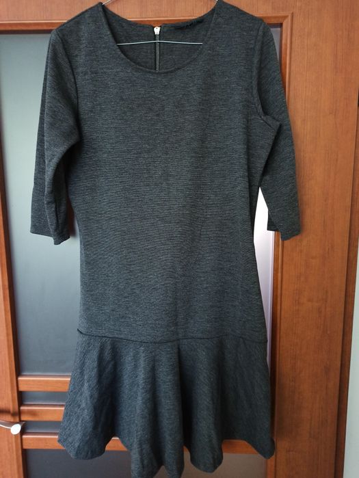 Sukienka grafitowa