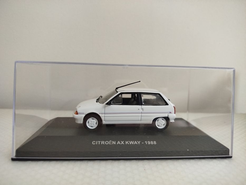 Miniatura Citroen AX 1/43 Nova
