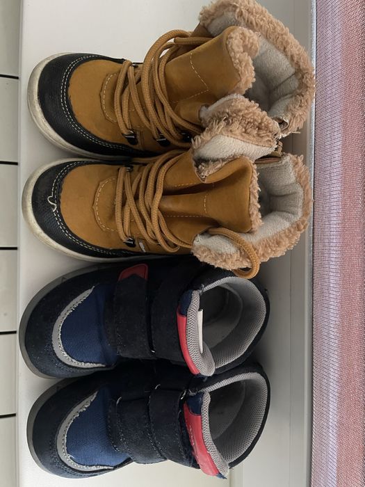 2 pary butów rozm 24 - buty kickers, buciki clibee