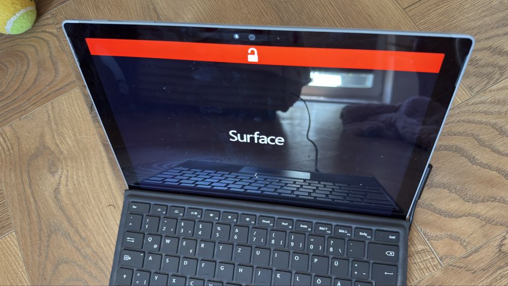 Surface 4 Pro 8/256GB i5-6300U