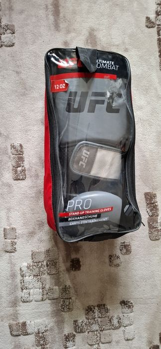 Боксерскі рукавиці UFC