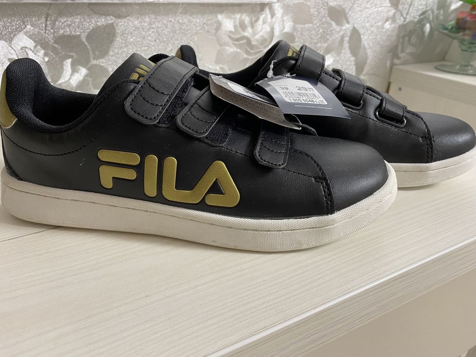 Кросівки FILA, розмір 39
