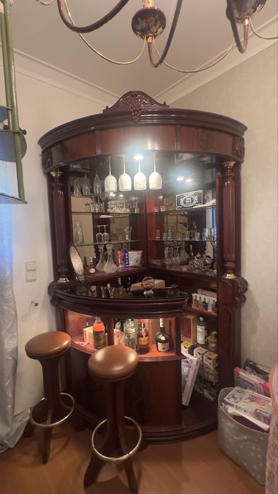Bar castanho sala