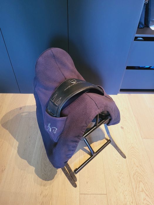 Oryginalne Siodło ujeżdżeniowe Euroriding Jade 18/28