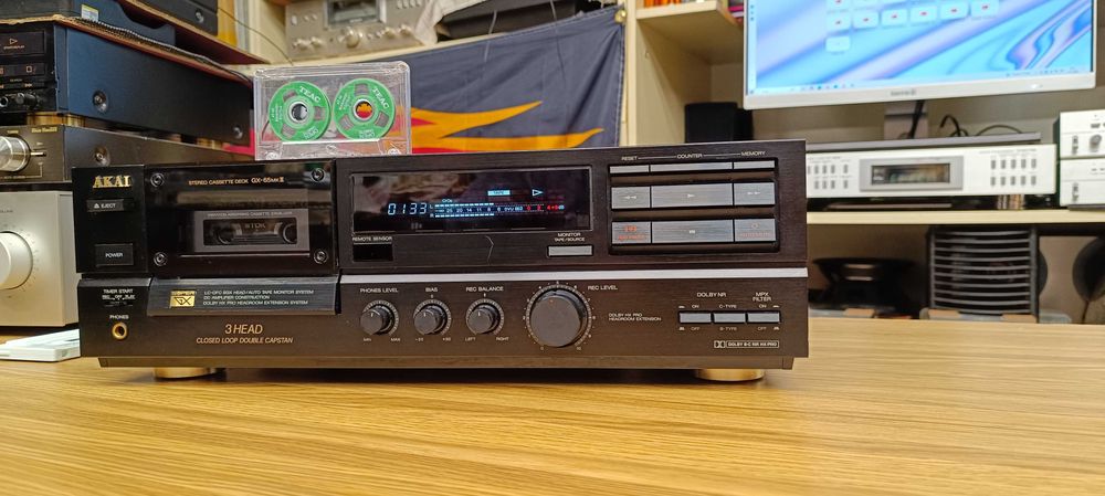 Кассетна дека Akai GX-65 MK II (відео роботи ! )