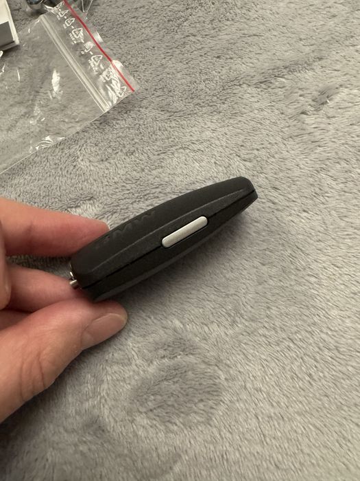 Персональна E-sim BMW , Sim Reader