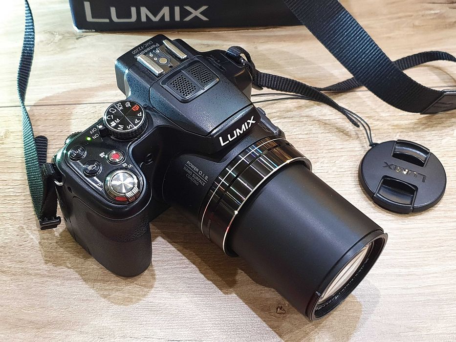 panasonic lumix fz200 - купити цифрові фотокамери - Ціна на OLX.ua