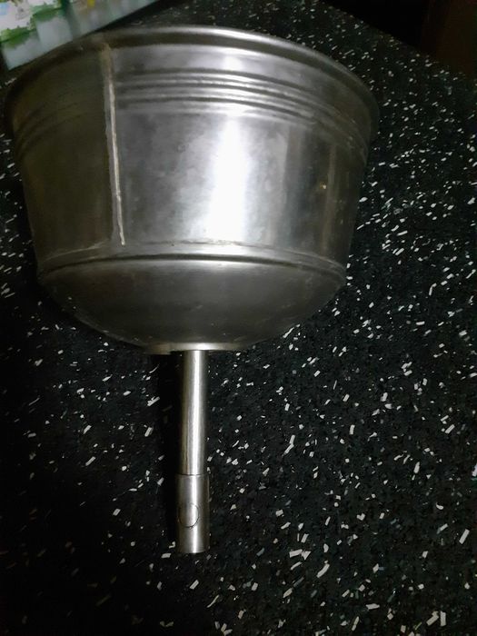 5 peças metálicas, engarrafador, funil d engarrafar e 1 par luvas