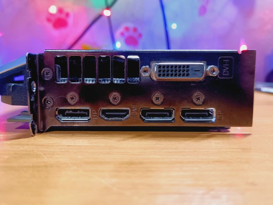 Видеокарта R9 390 ASUS (под ремонт)