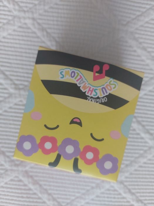 Mini plush toy - bee64729947431681122