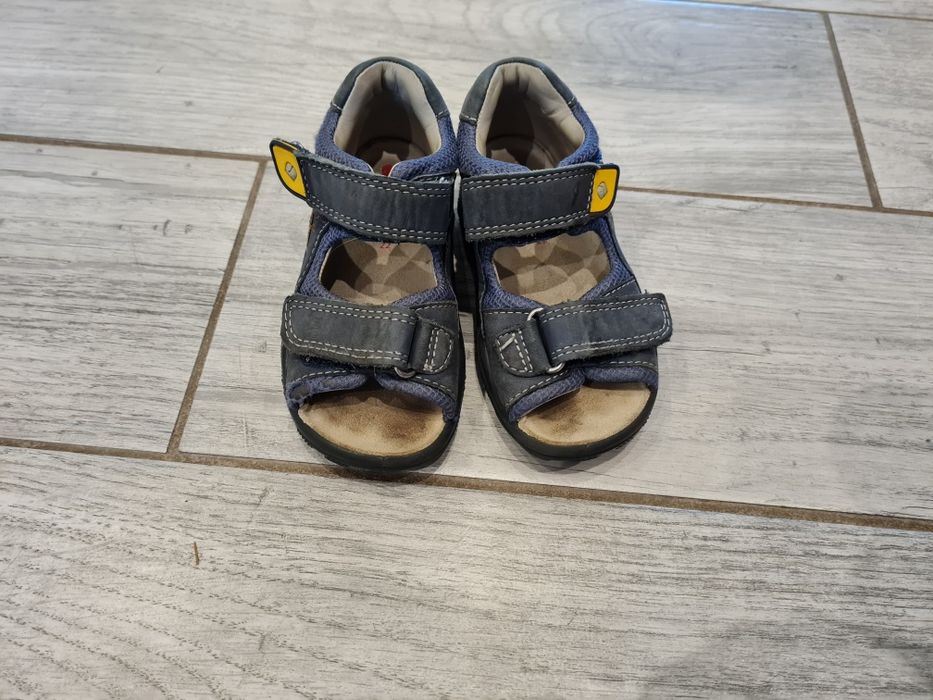 Sandały dla chłopca w rozm. 22