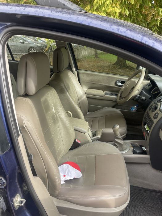 Renault Megane Break 1.5 dci — photo 3