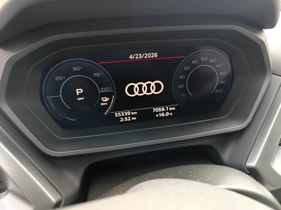 Audi Q4 e-tron 82kw