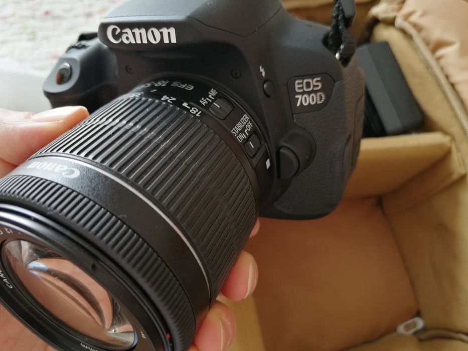 Canon EOS700 como nova