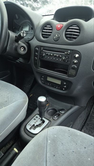 Продам своє авто Citroën, Автомат,червоного кольору