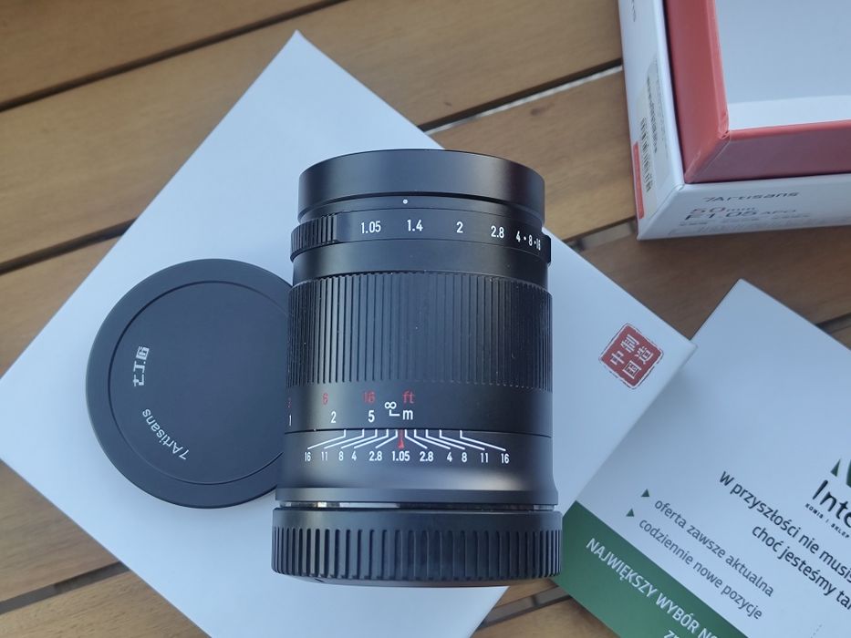 7Artisans 50mm f1.05 Canon RF Ultra jasny RYSKI NA SOCZEWKACH  - OPIS