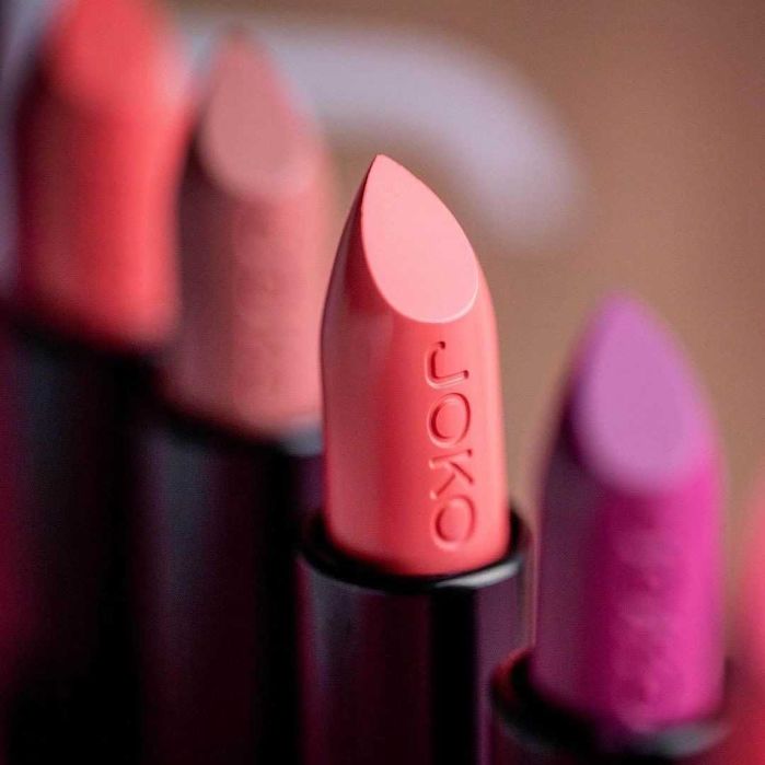 Batom Rouge Vermelho Novo Moisturizing profissional - Tampa Magnética