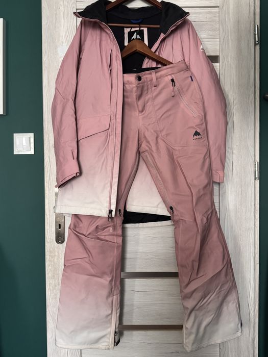 Kurtka i spodnie damskie snowbordowe Burton