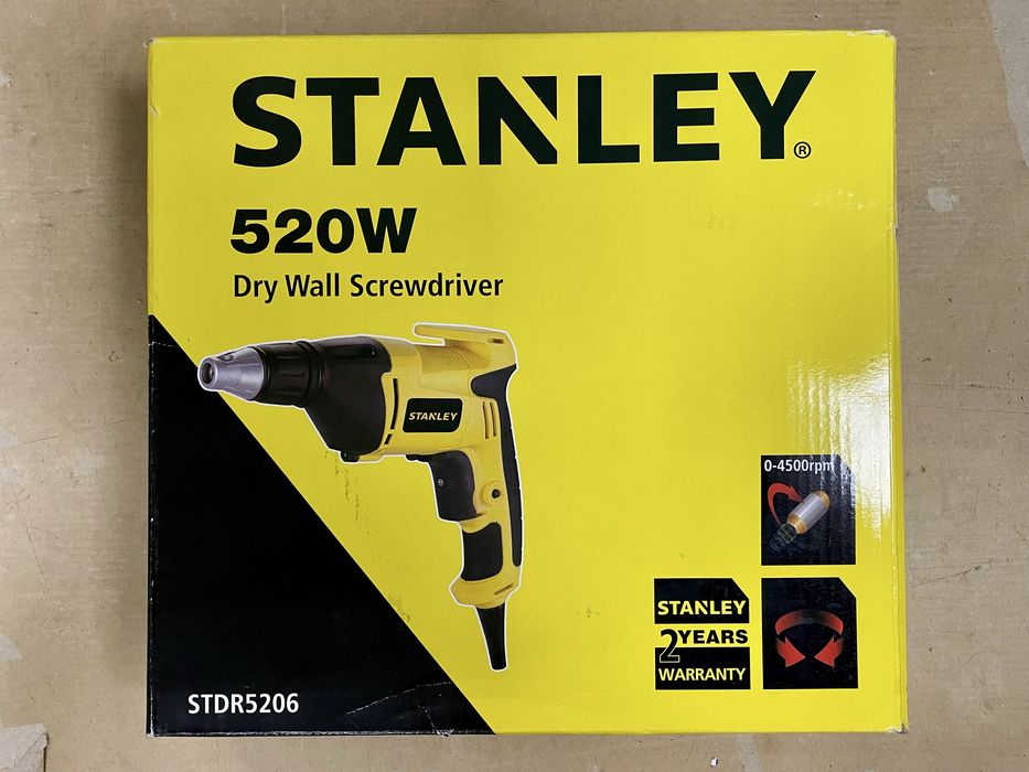 Шуруповерт сетевой STANLEY: Р=52Вт, 0-4500об/мин, Ø=6,35мм SТDR5206