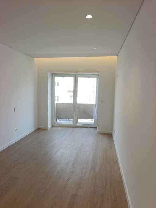 Aluguer apartamento T3 S. Vicente