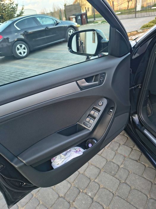 Audi A4b8 kombi sprzedam lub zamienię