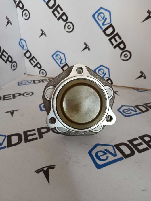 Маточина (ступиця) передня МОНОпривідна Tesla model 3 / MY