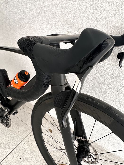 Bicicleta de estrada Scott Foil RC Ultimate 2023