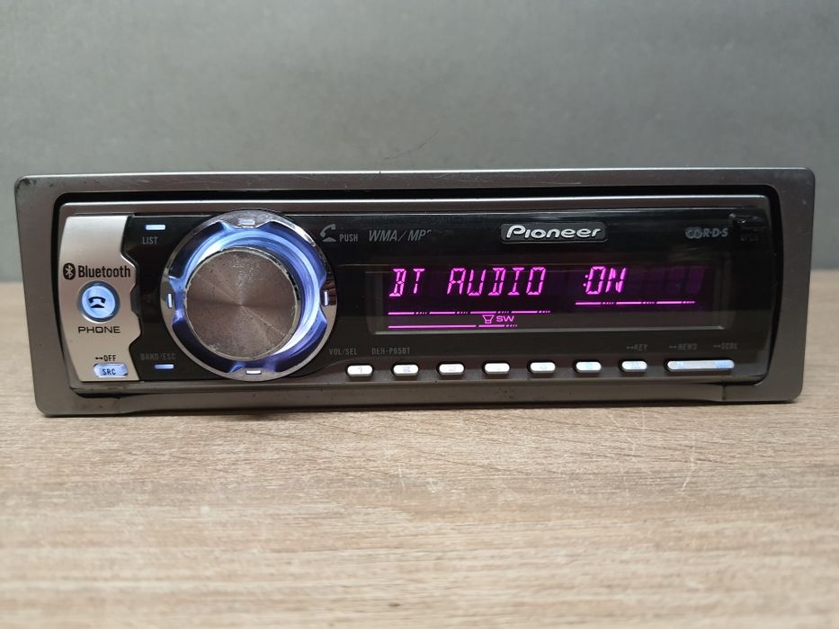 Radio samochodowe Pioneer z bluetooth, CD z Mp3 AUX, USB DEH-P65BT podświ. Kolory 4x50W Audi VW