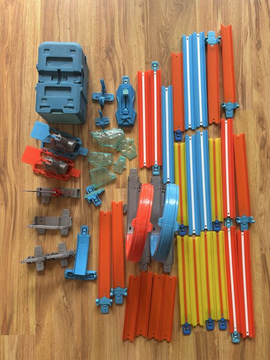 Tor i samochodziki Hotwheels