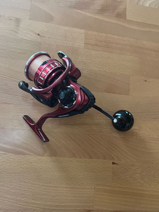 Carreto pesca daiwa BGRR LT 5000D-CXH-ARK Boia pião chumbadinha mar vermelho