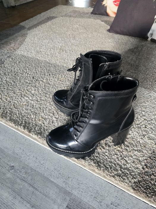 Botas salto n37 como novo