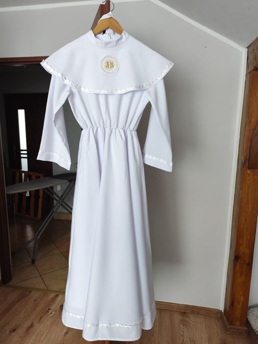 Sprzedam albę dla dziewczynki