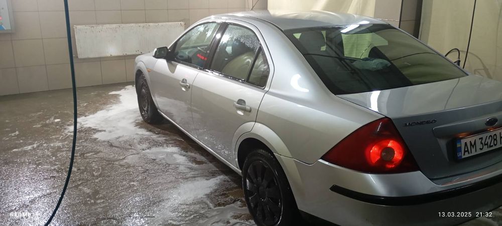 Ford Mondeo 3   2001р.