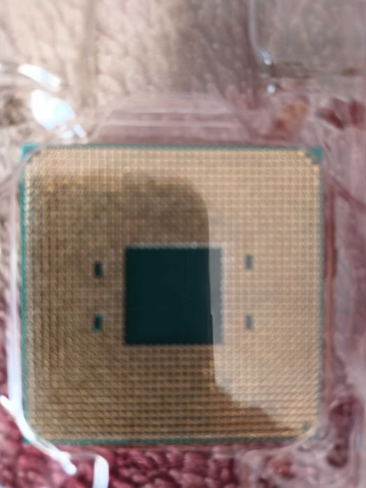 Процесор AMD Ryzen 5 2600X