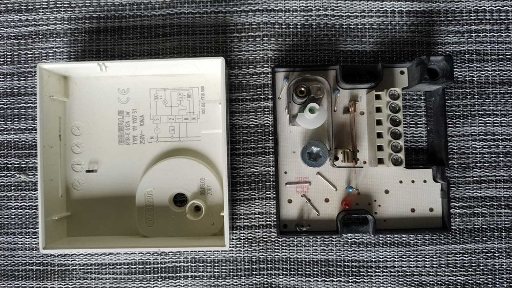 ROTEX Regulator temp. do ogrzewania podłogowego manualny/bimetaliczny