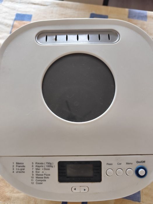 Maquina de fazer pão Flama64738616496129121