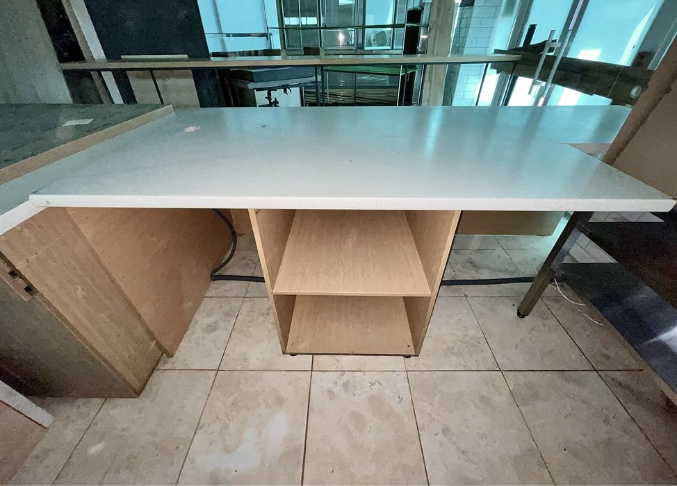 Стіл стільниця