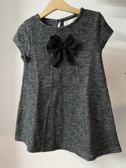 Vestido com laço da Zara ANOS Carcavelos E Parede •